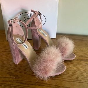 Steve Madden suede heels
